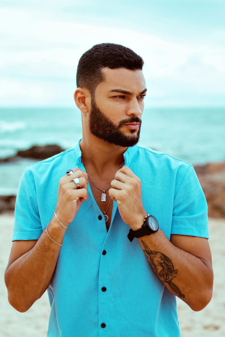 Camisa con proteccion solar color azul gold wave design